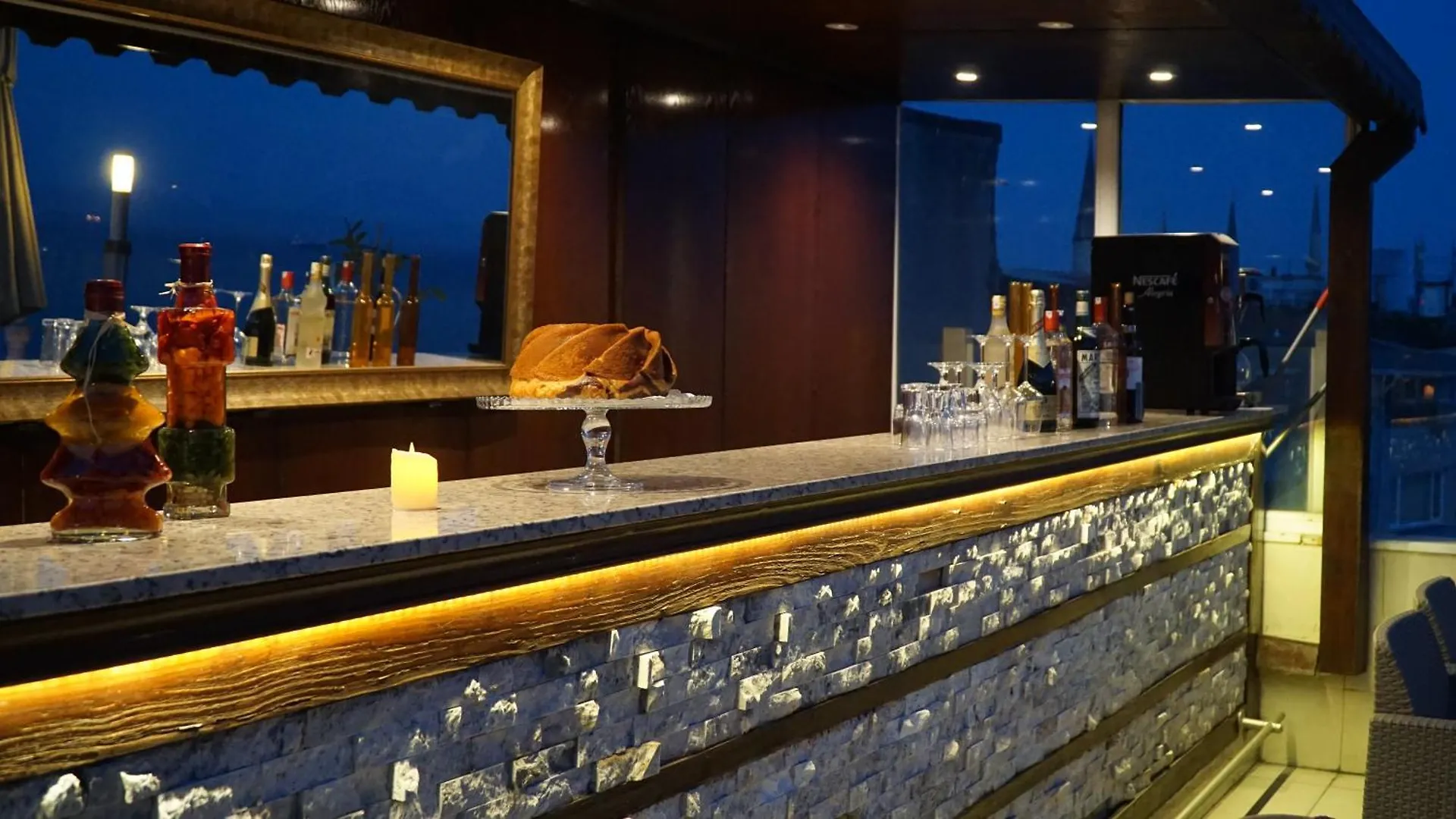 Recital Hotel Estambul
