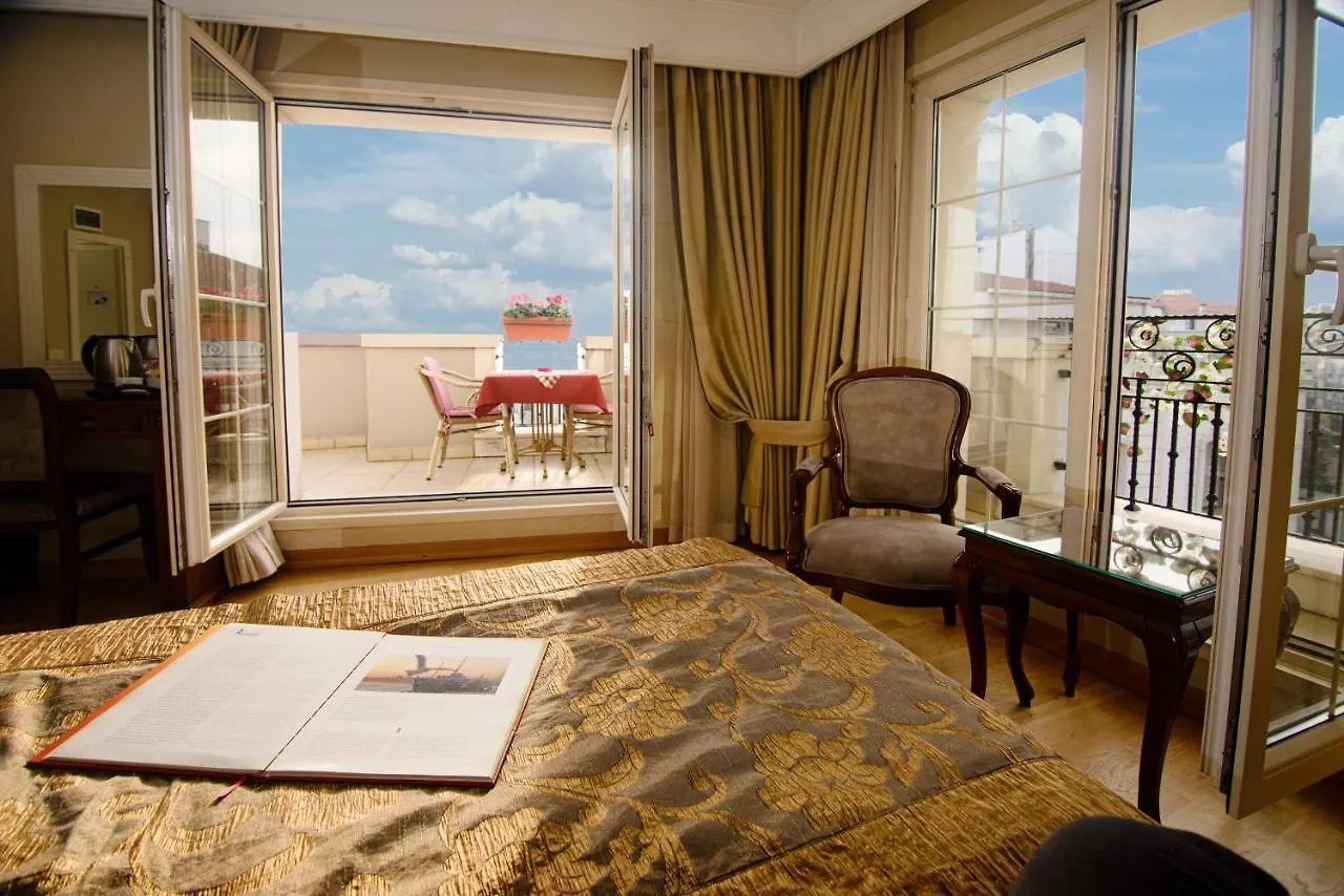 ***  Recital Hotel Istanbul Turkey